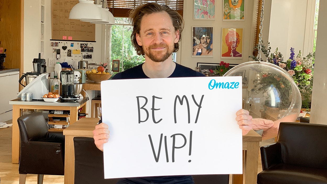 Tom Hiddleston promoting his Omaze contest